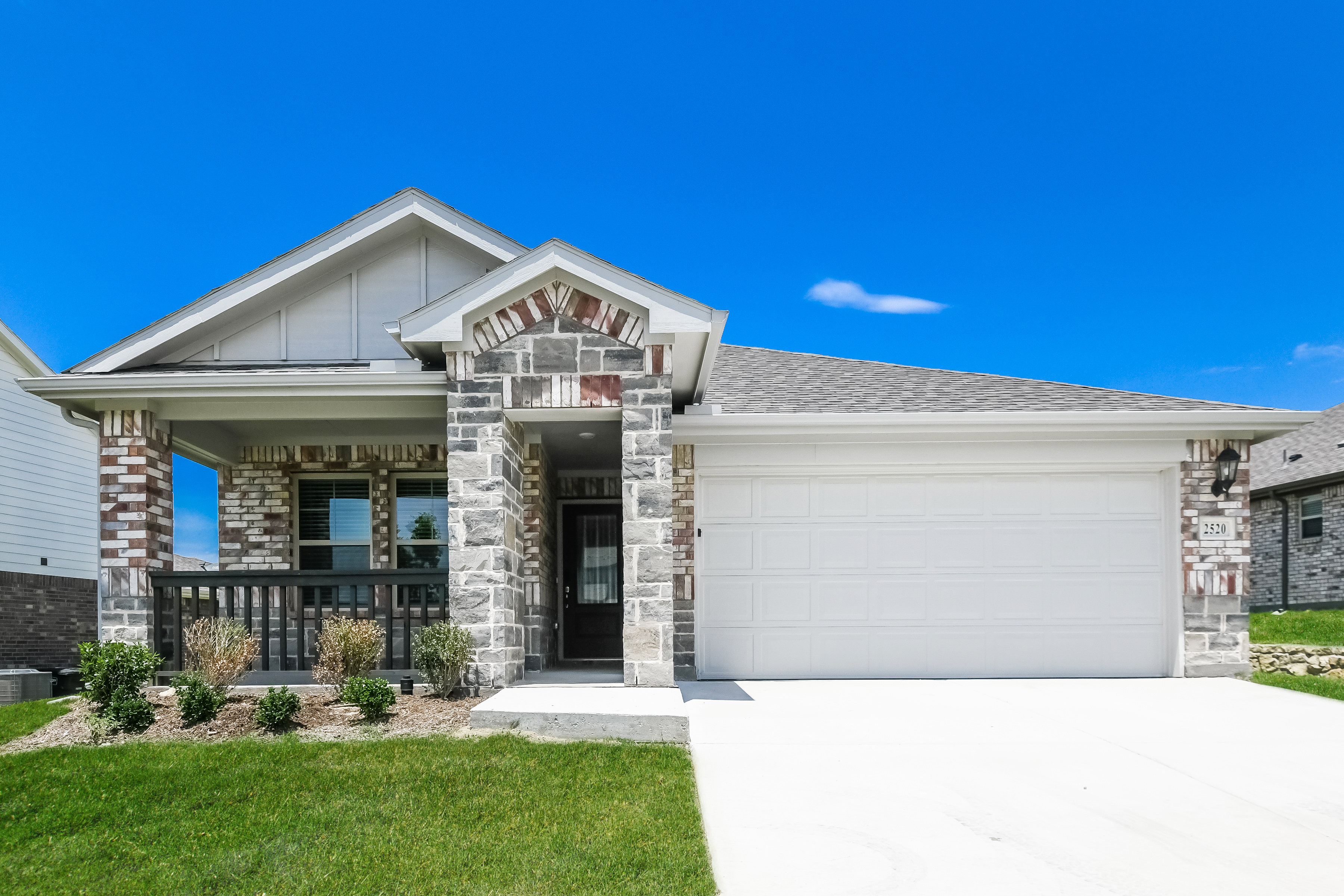 2520 SHAKOPEE ST Fort Worth, TX 76179